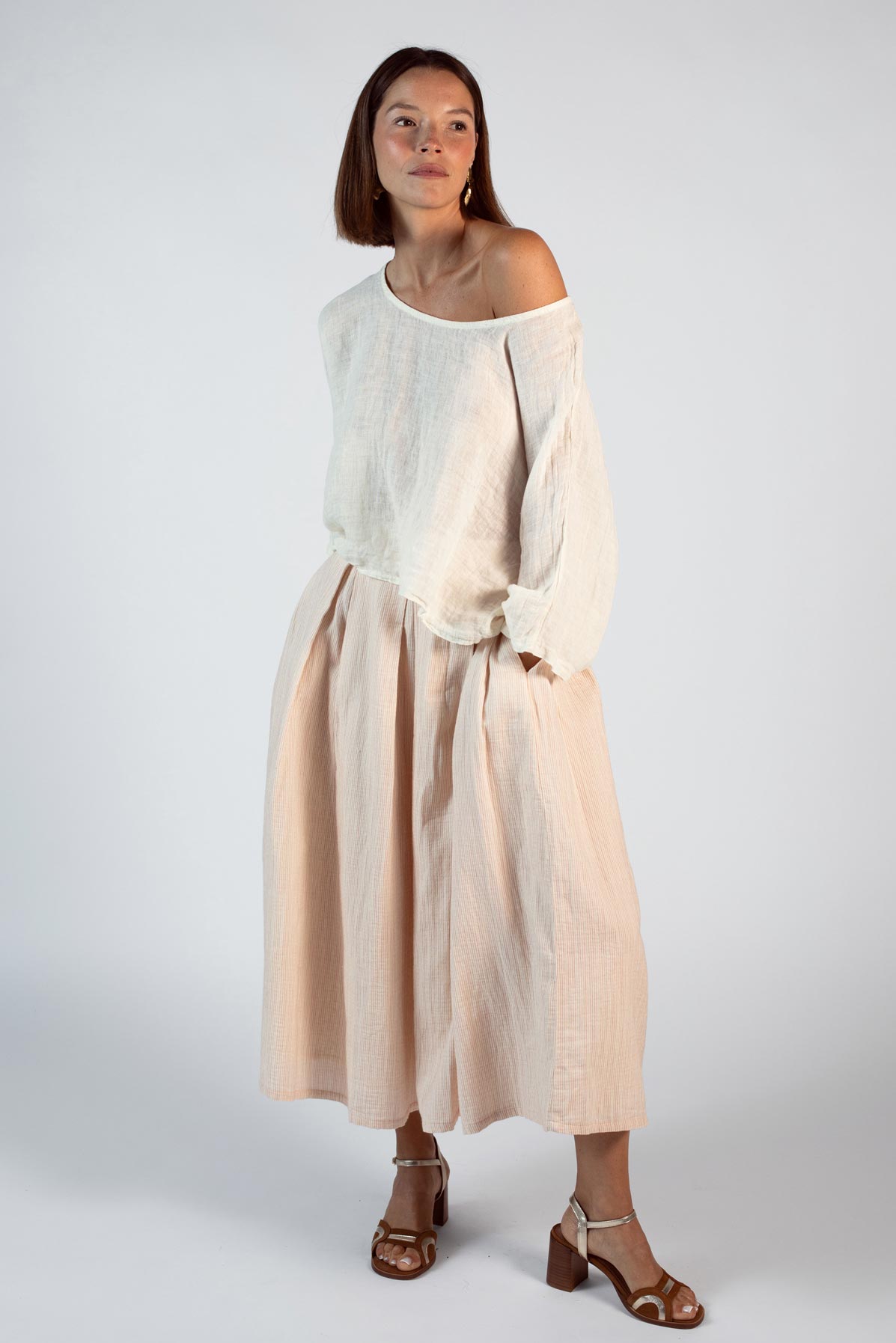 TOP IVORY