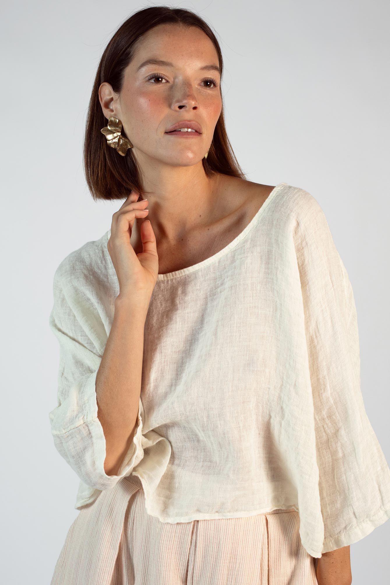 TOP IVORY