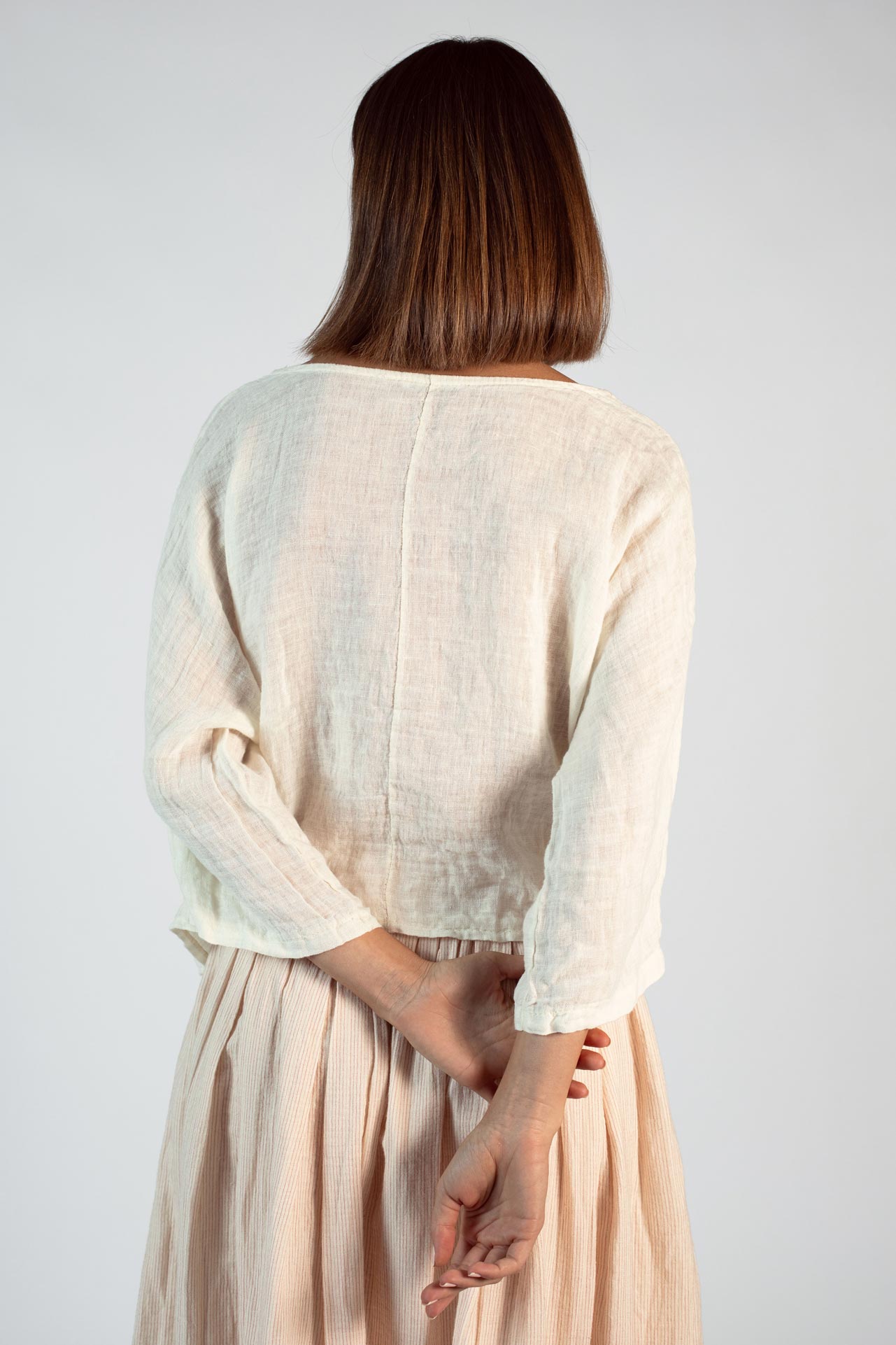 TOP IVORY