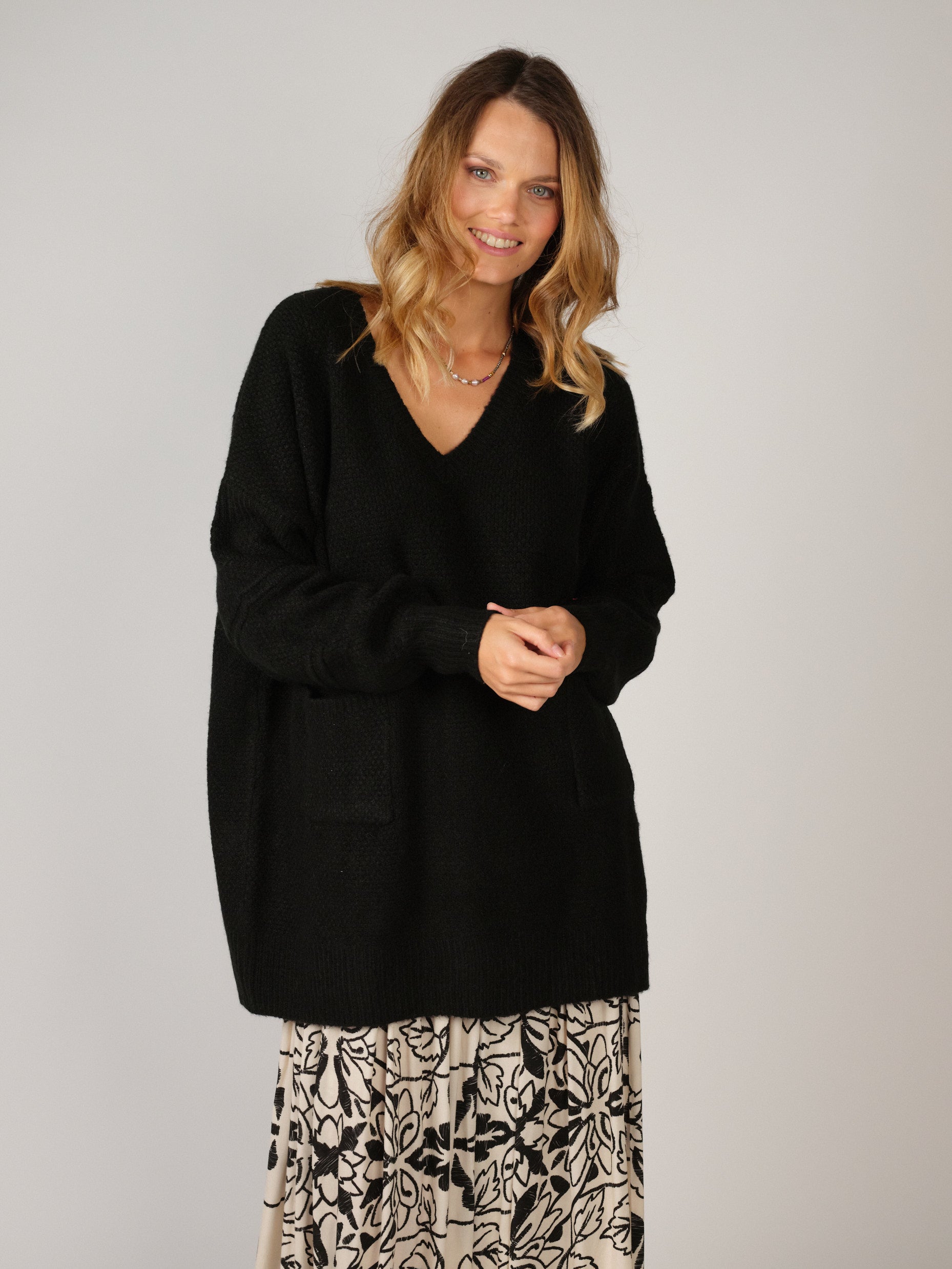 ESTELLE POCKET SWEATER